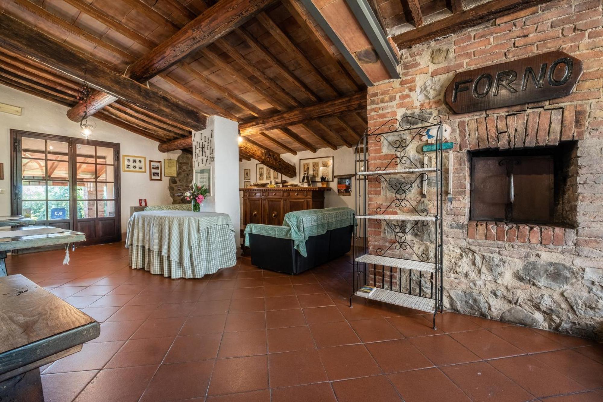 Podere La Montalla ラディコーファニ エクステリア 写真